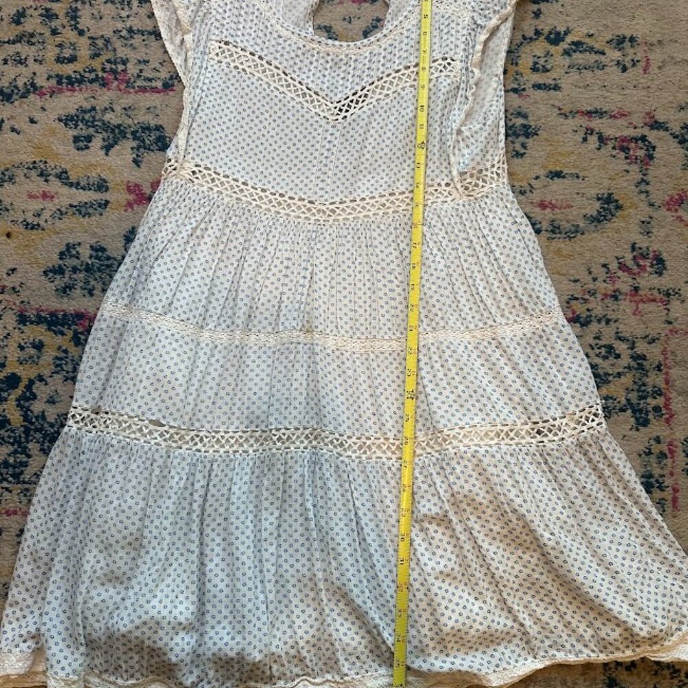 Free People Blue & White Floral Print Retro Kitty Crochet Trim Dress - SP - Picture 6 of 14